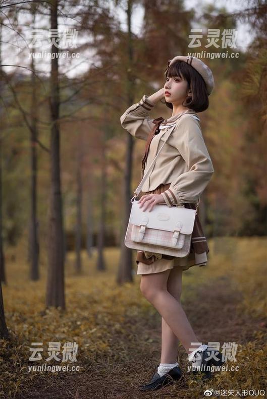 给你一份迷失人形QUQ的套图，剧情太妙，下载自己体验