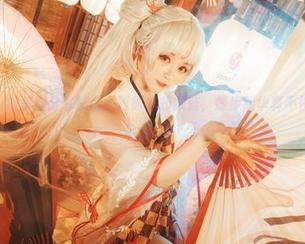 听说金鱼yui的美图分享能让人暂时忘却烦恼，蝶步韶华真不愧是她的“小金库”。