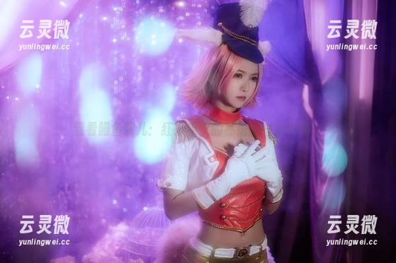 看看鳗鱼霏儿：红发魔女的私房图片能好吗？
