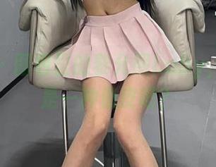 微密圈 – 图包里的黎允熙baby，日常也是一种俏皮吧？