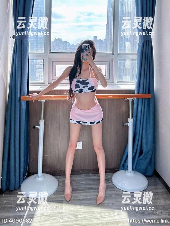黎允熙baby 微密圈 - 黎允熙baby的泳衣写真集:精选那些让人“浮出水面”的画面!