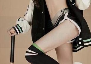 微密圈 – 套图欣赏：黎允熙baby的美腿玉足，有时候觉得光是看下去就够了。